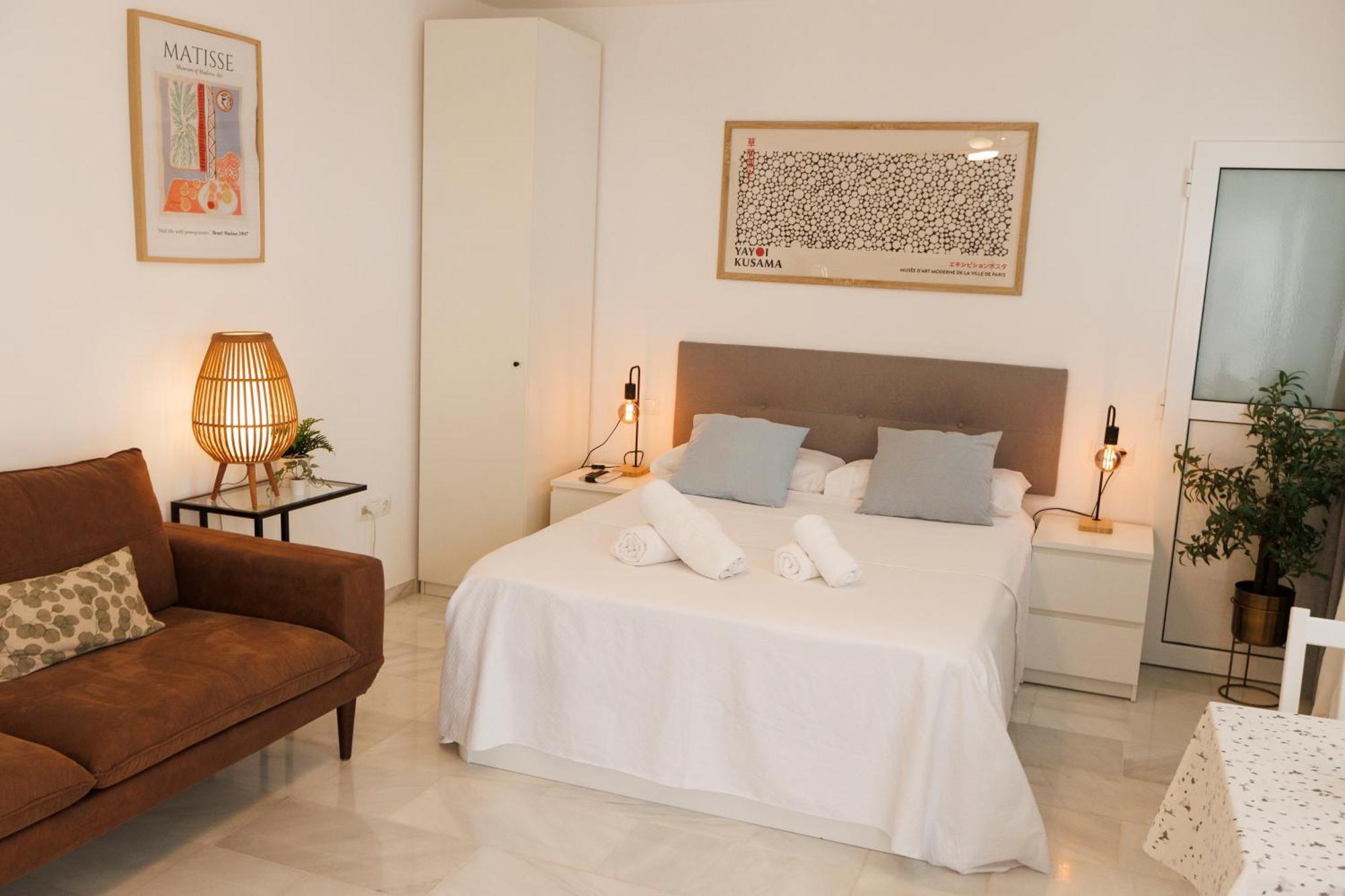 El Atico De Osario 5 Con Terraza - Great Location Bed and breakfast