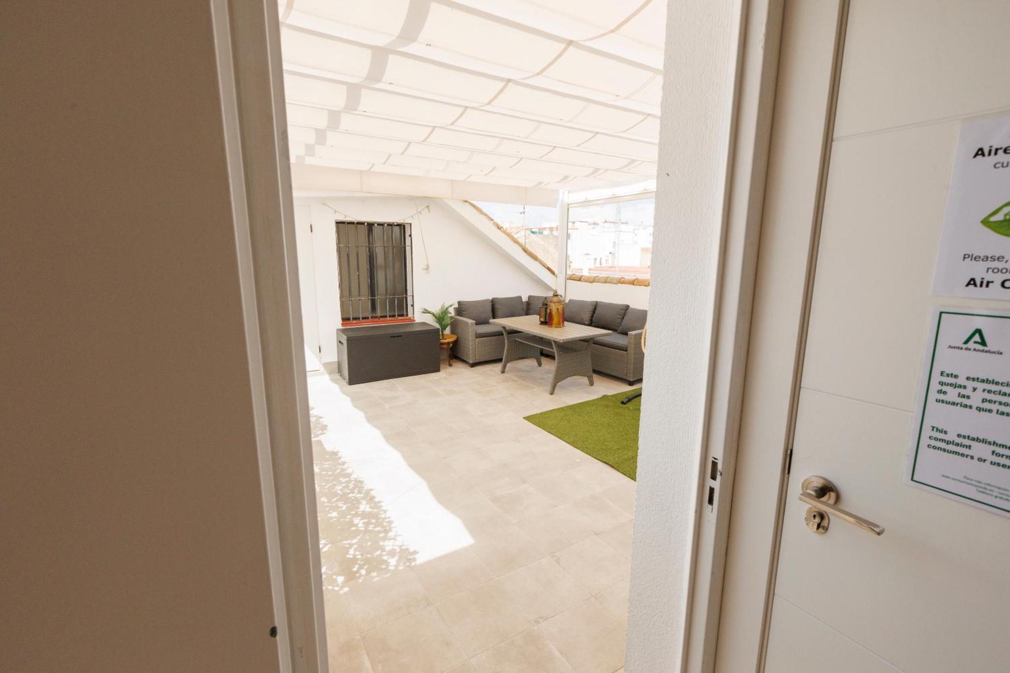 El Atico De Osario 5 Con Terraza - Great Location