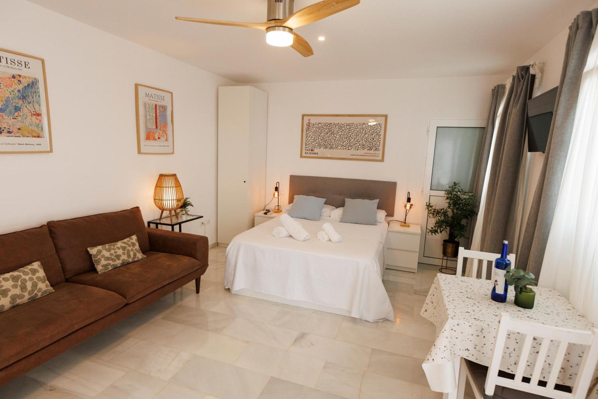 El Atico De Osario 5 Con Terraza - Great Location Bed and breakfast *